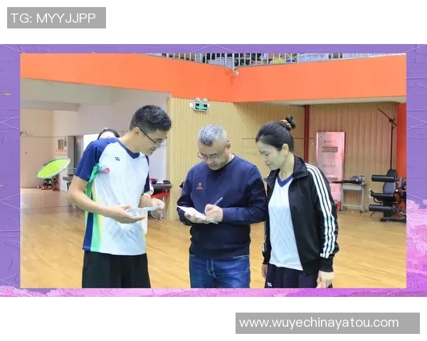 羽毛球精神:追寻上海羽毛球队拼搏与荣耀的真实故事 羽毛球精神:追寻上海羽毛球队拼搏与荣耀的真实故事