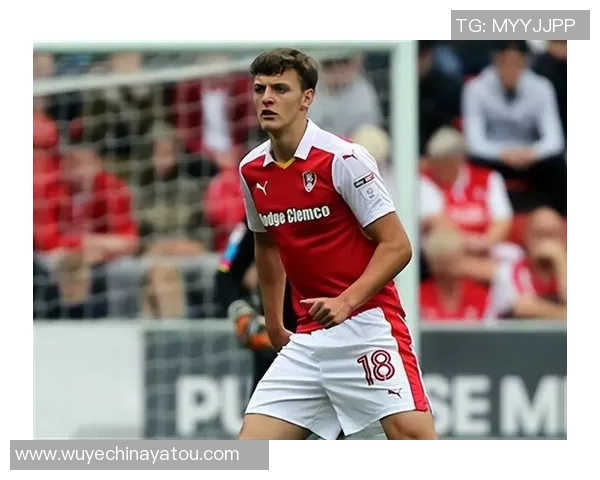 大肚腩足球明星的逆袭之路与健康生活的完美结合